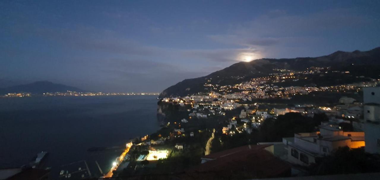 Dimora Del Conte Sorrento Coast Seaview Apartment Vico Equense Luaran gambar