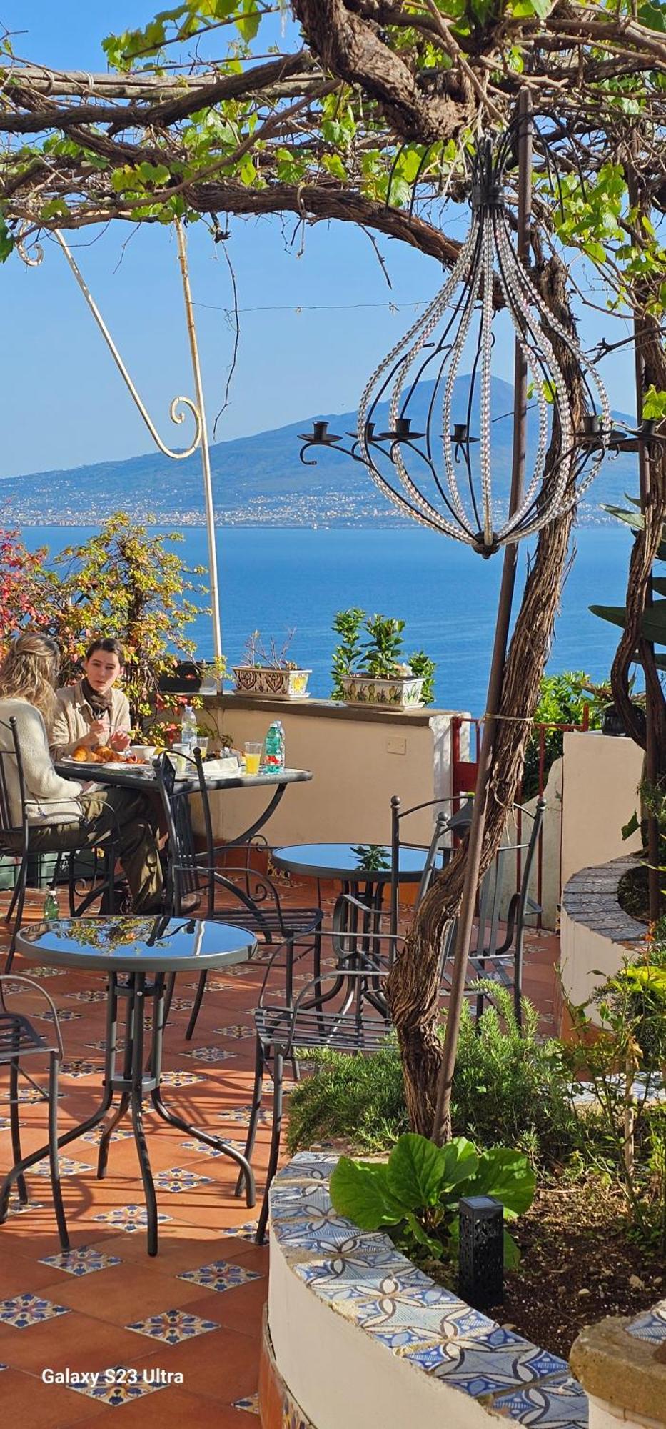 Dimora Del Conte Sorrento Coast Seaview Apartment Vico Equense Bilik gambar